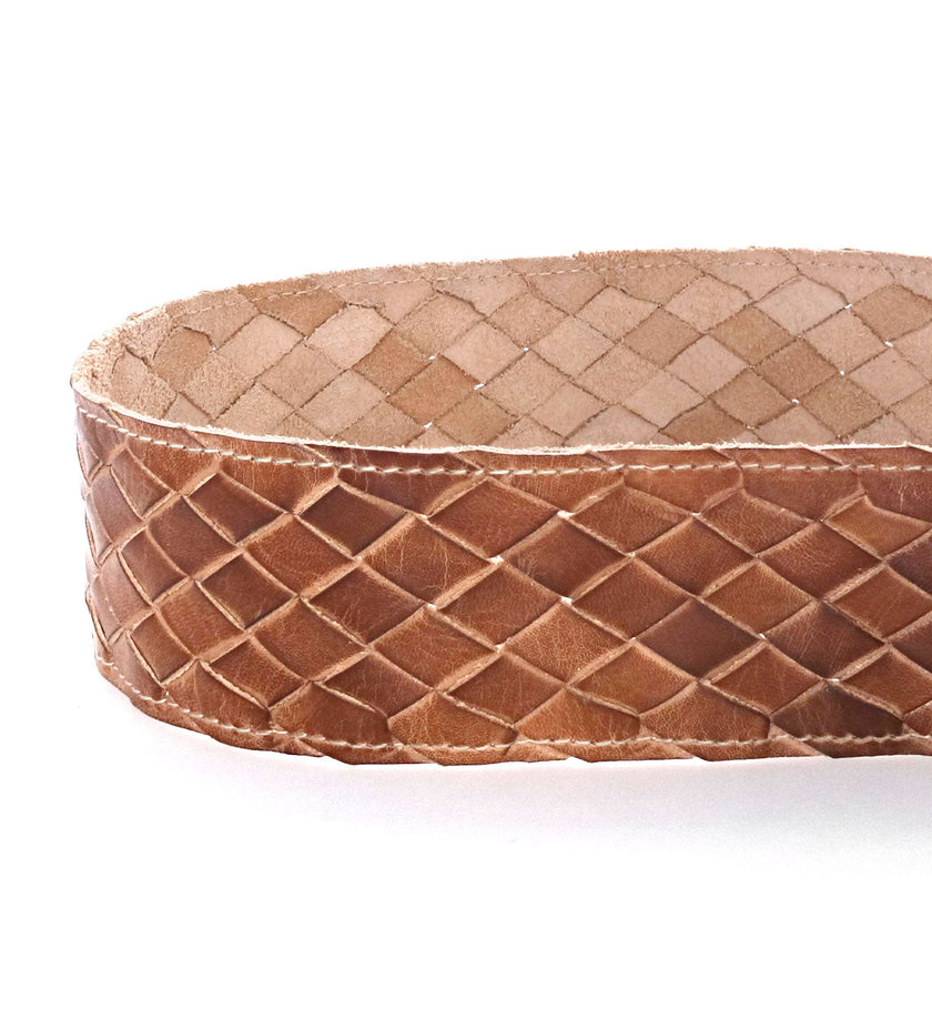 Bed|Stu Dreamweaver Belt tan rustic woven close up