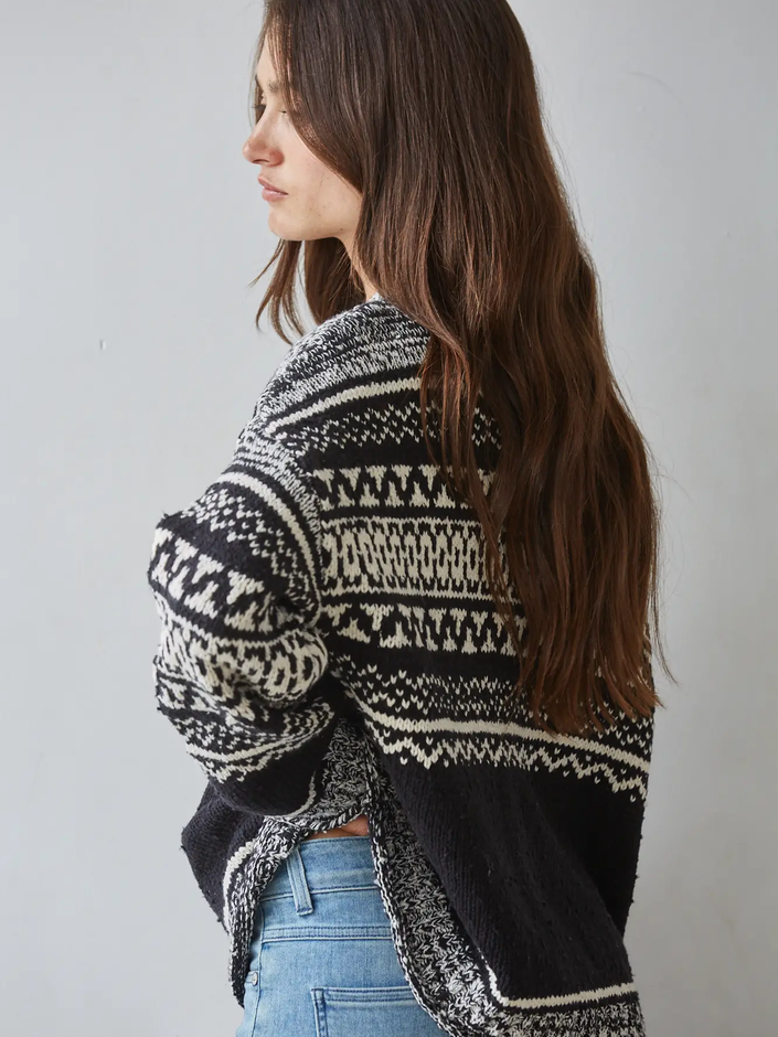 Knit Sweater Long Sleeve with Pattern Detail -