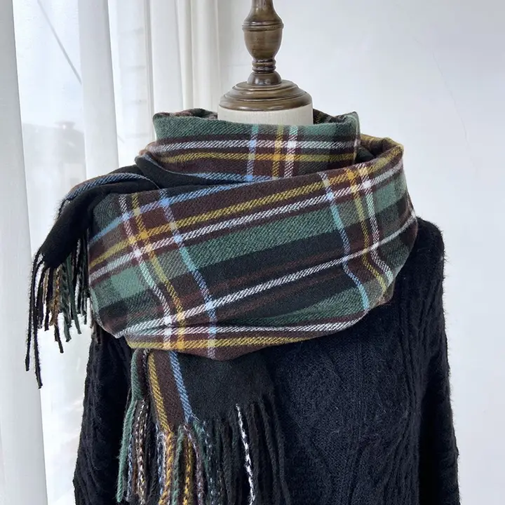 Winter Plaid Scarf black