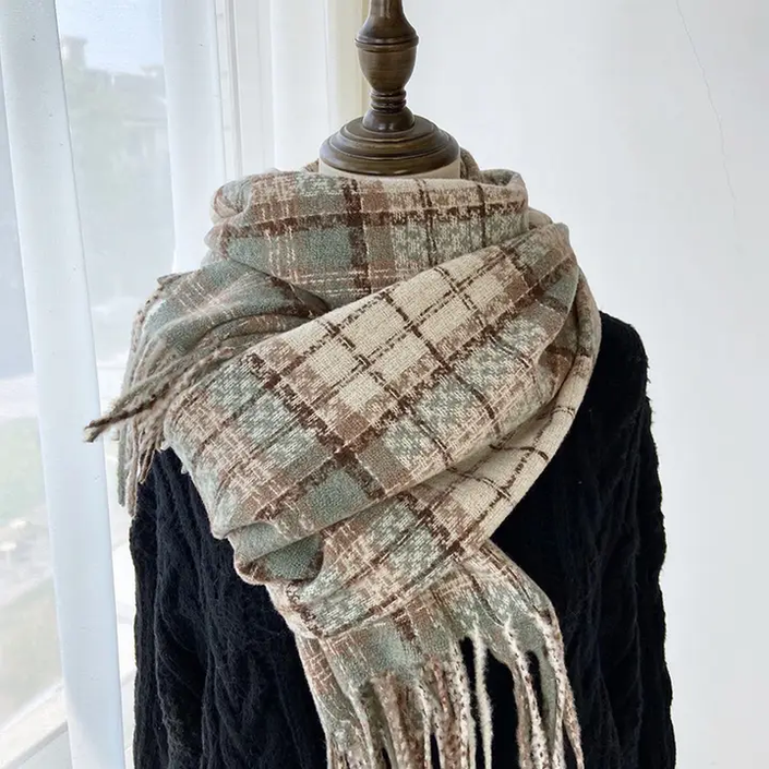 Plaid Warm Tassel Scarf