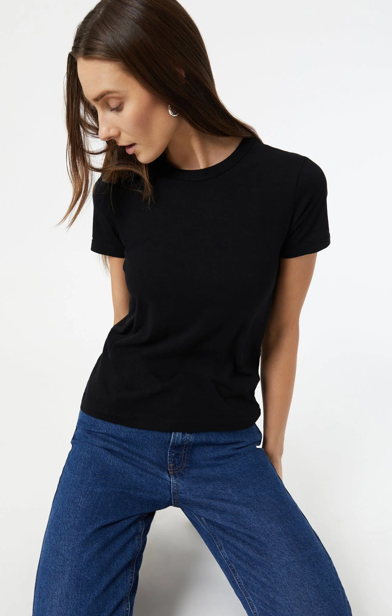 Janet Basic SS Crew T-Shirt front
