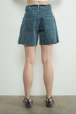 Barrel Denim Shorts med wash back
