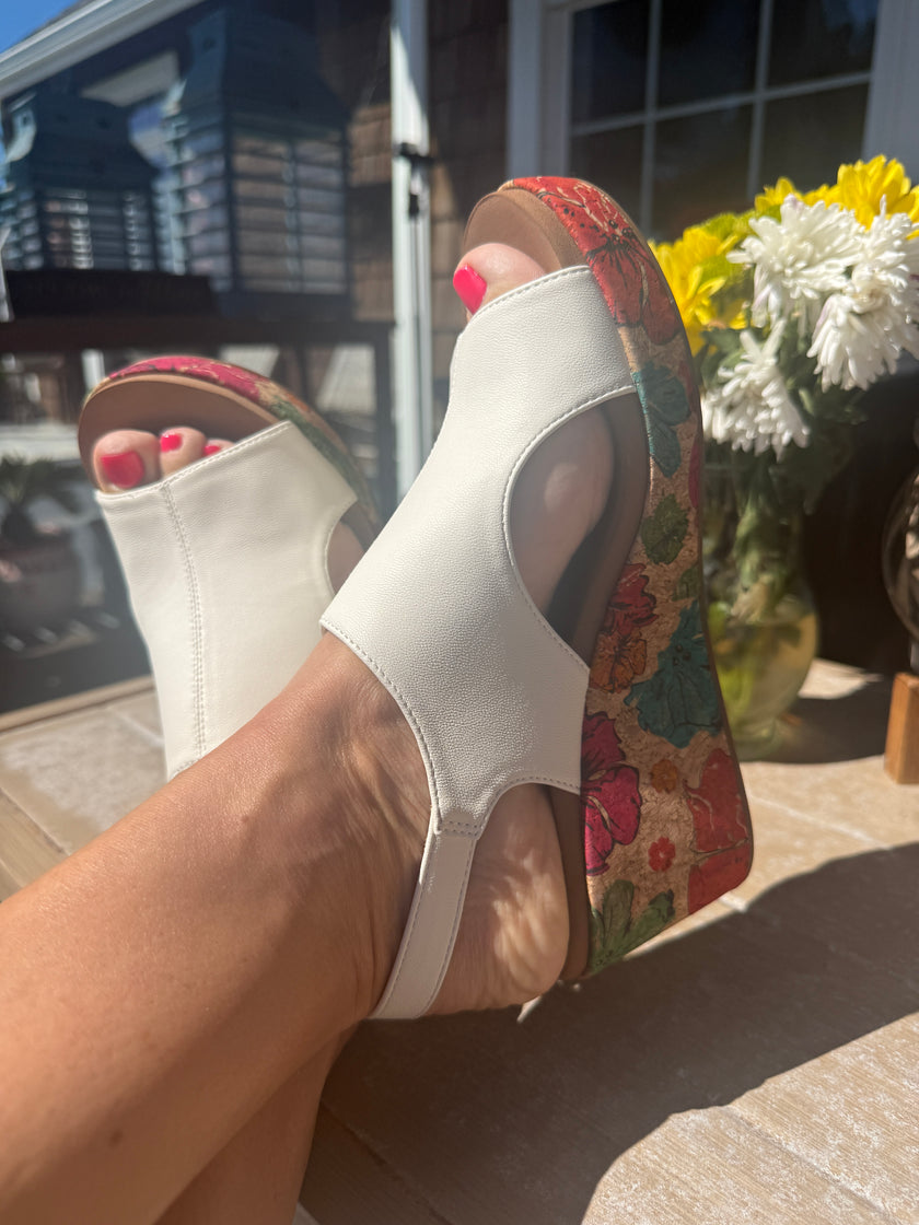 Freddie wedge - White Floral top/side