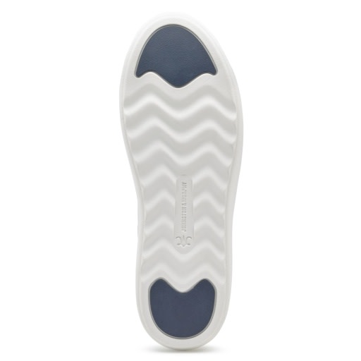 Cammie Lace-Up, navy tumbled nubuck-bottom