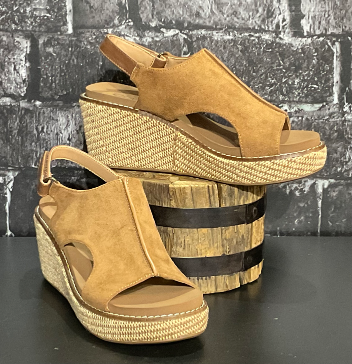 Carly Wedge Chestnut Combo 2