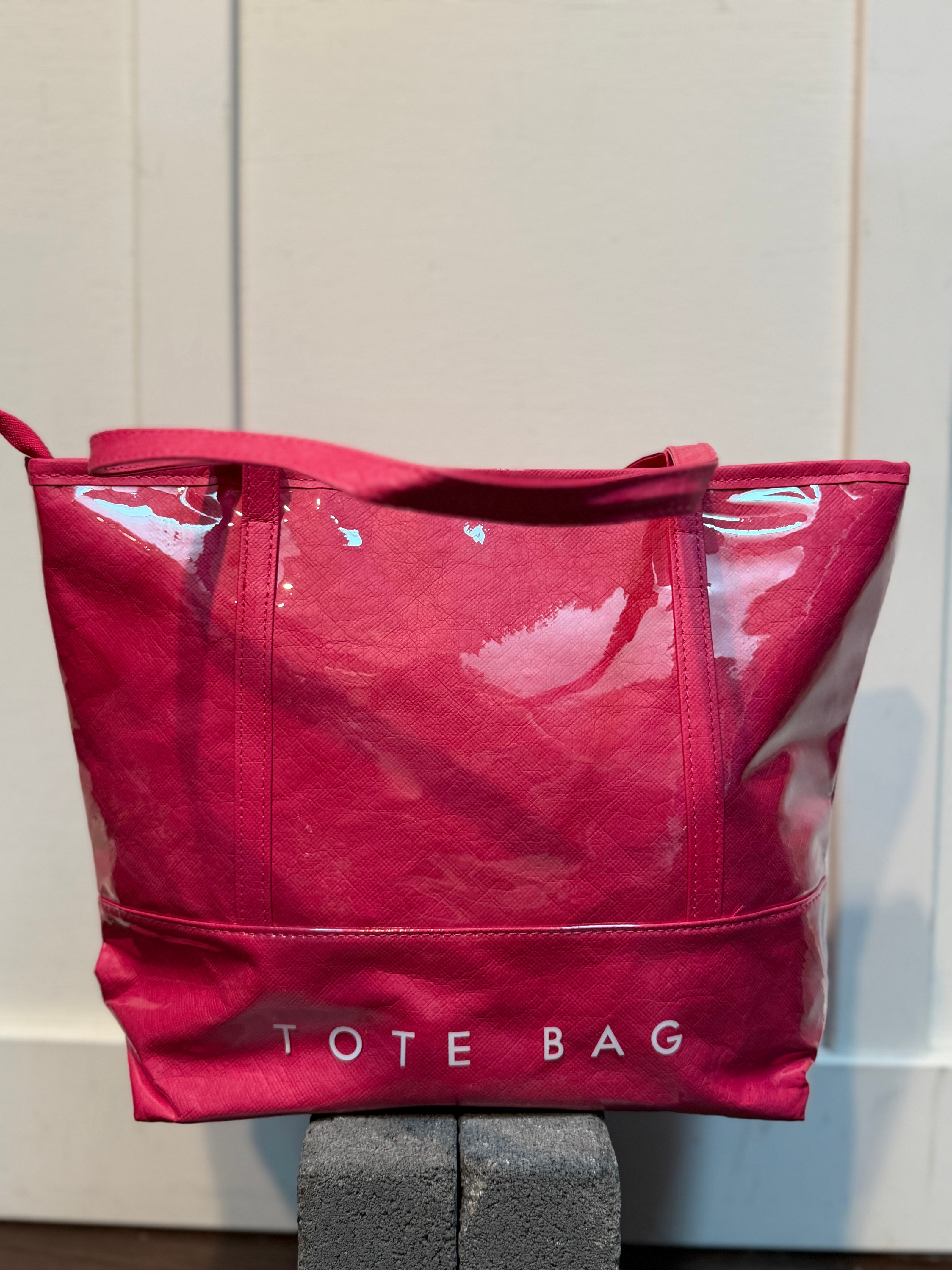 Everyday Adventure Bag Red and Pink Strap