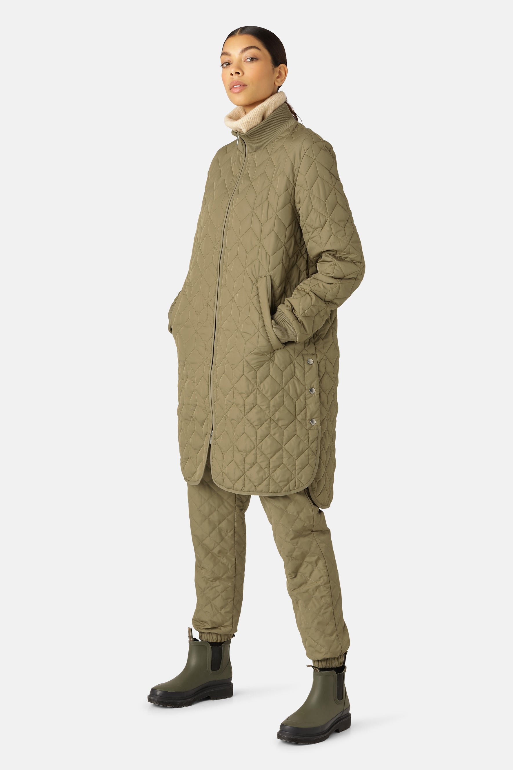 Ilse Jacobsen ART06 - Padded Quilt Coat 457 Sage modeled