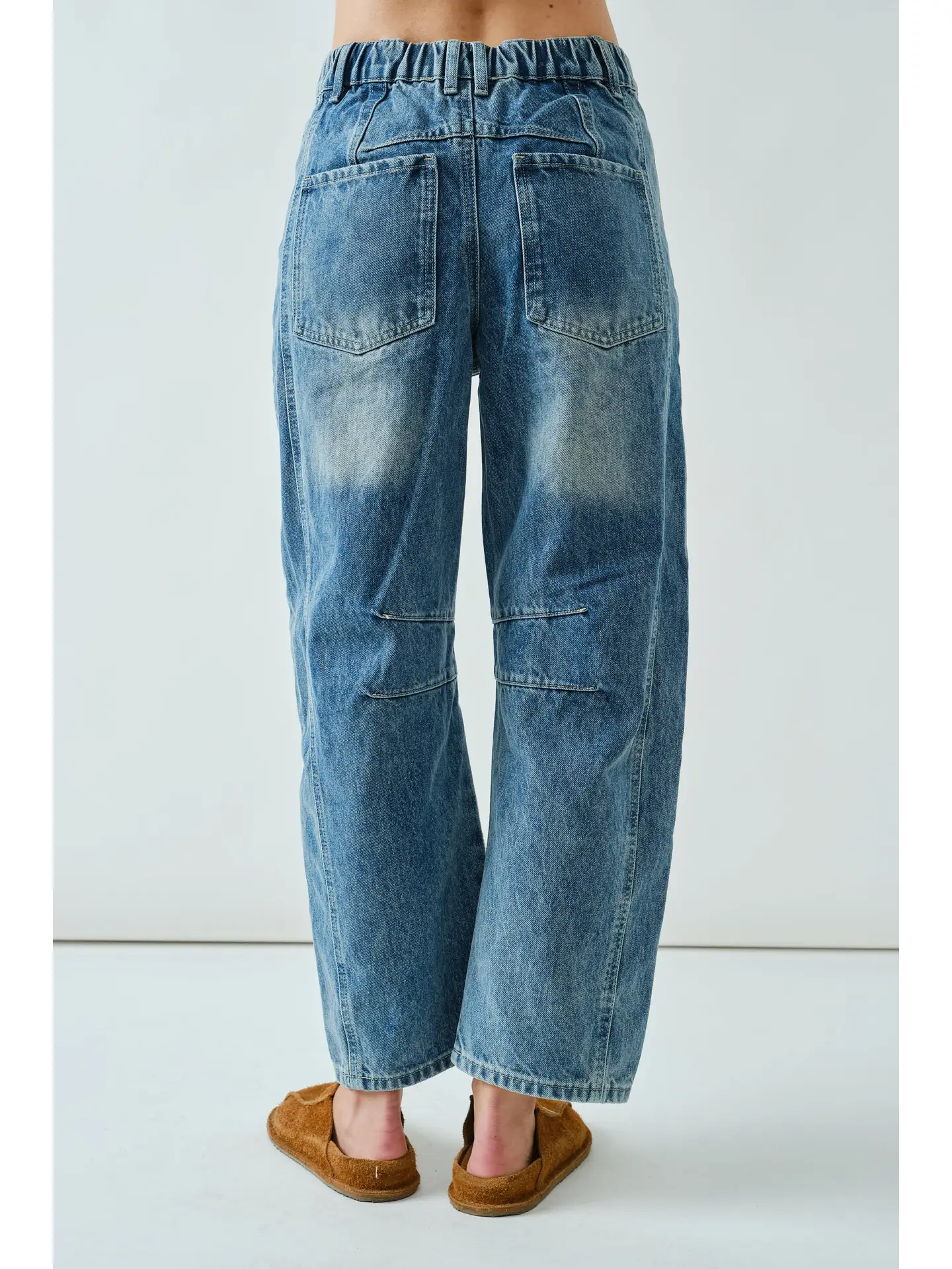 EMBROIDERED DETAIL COTTON BARREL PANTS