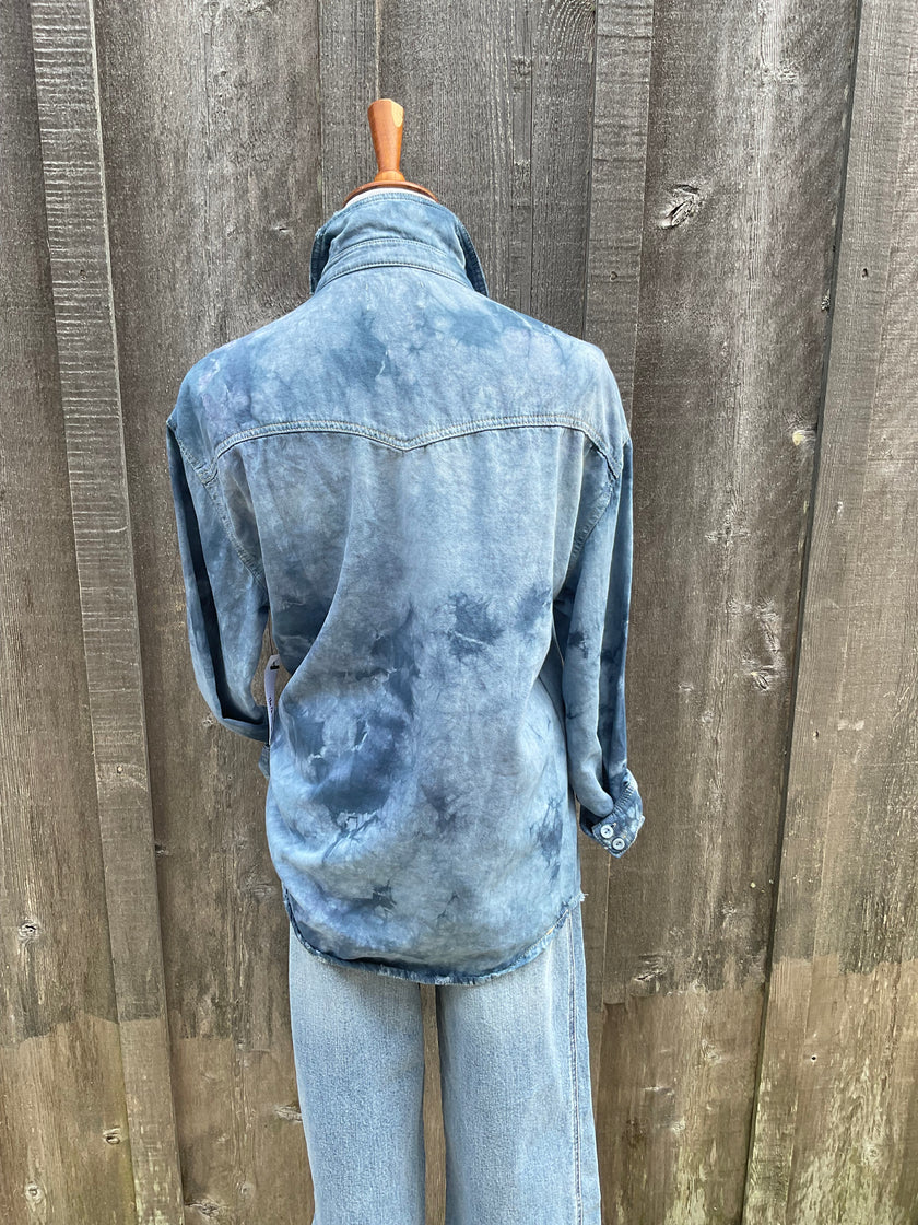Beth Blue Wash