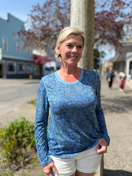 Sarah Round Neck Long-Sleeve W Darts galaxy front
