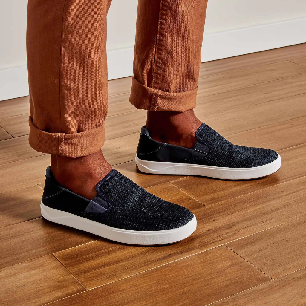 Lae‘ahi Men's Slip-On Sneaker - blue depth side/front