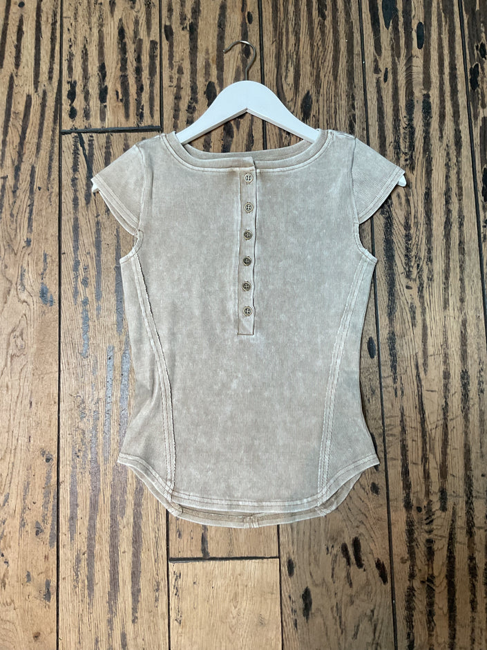 Connie Ribbed Button Top, mocha-front
