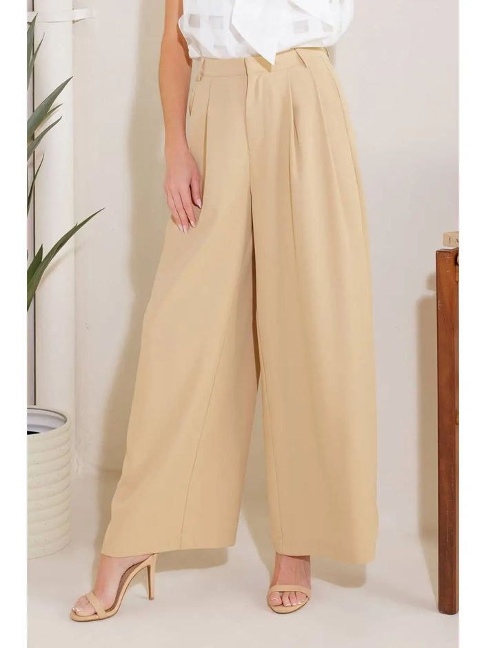 A Solid Woven Pant