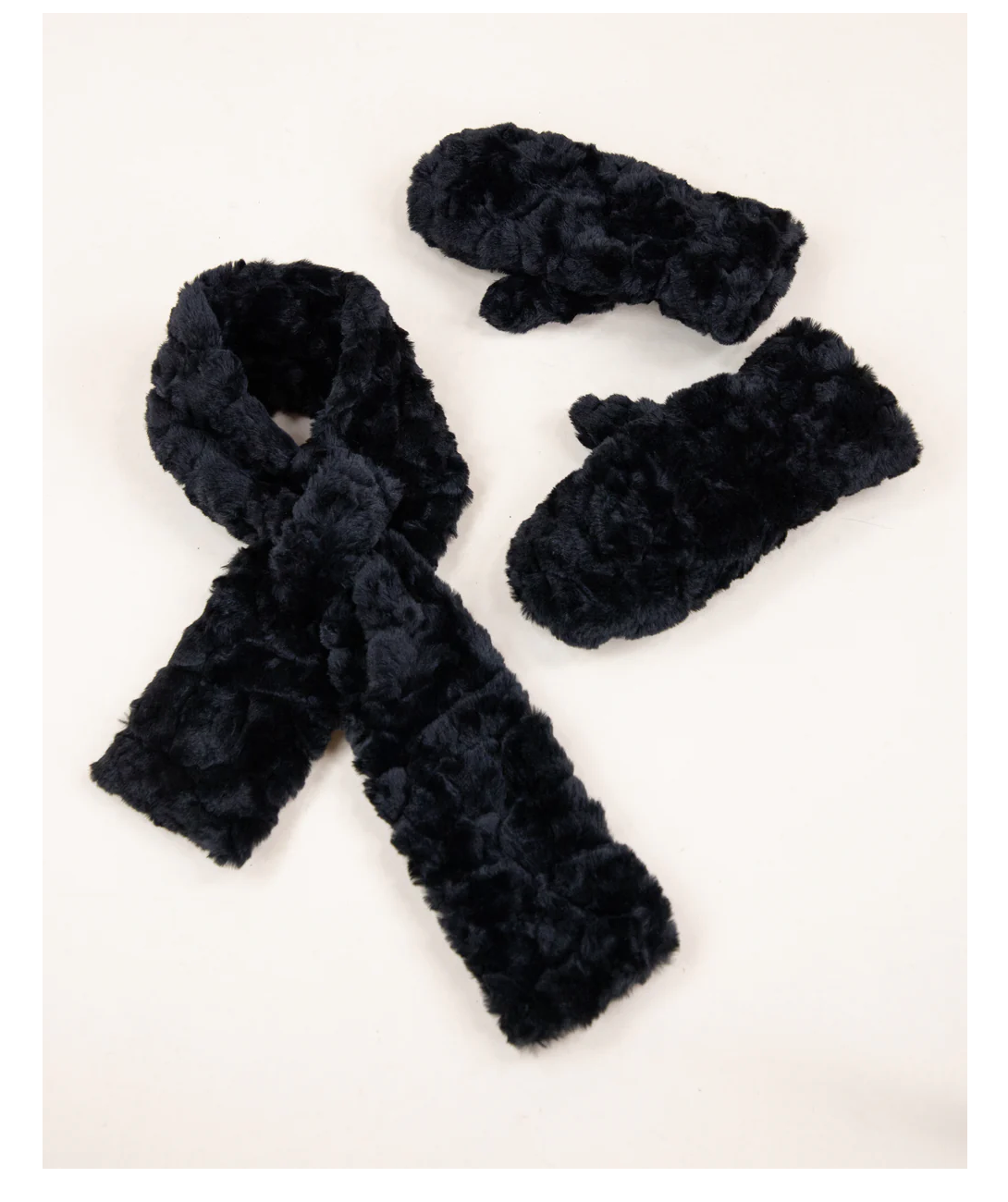 Minky Swirls Faux Fur Keyhole Scarf ( Mittens not included) black
