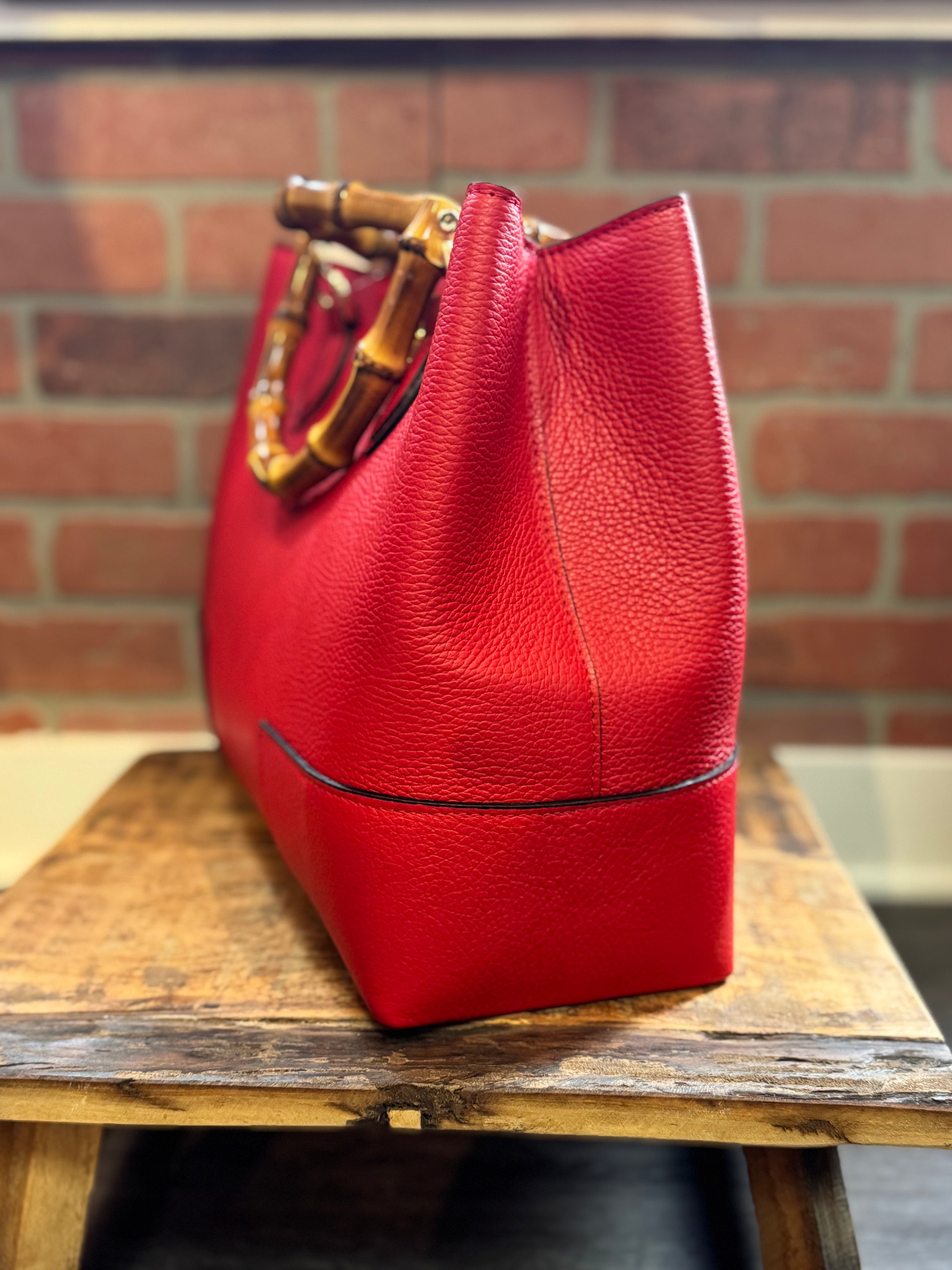 Women's Bag in Genuine Leather with Real Bamboo Hand | Rosso side