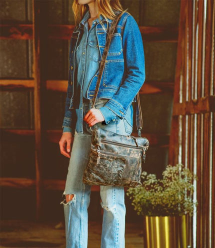Bed|Stu Aiken Crossbody - Black Lux-on model