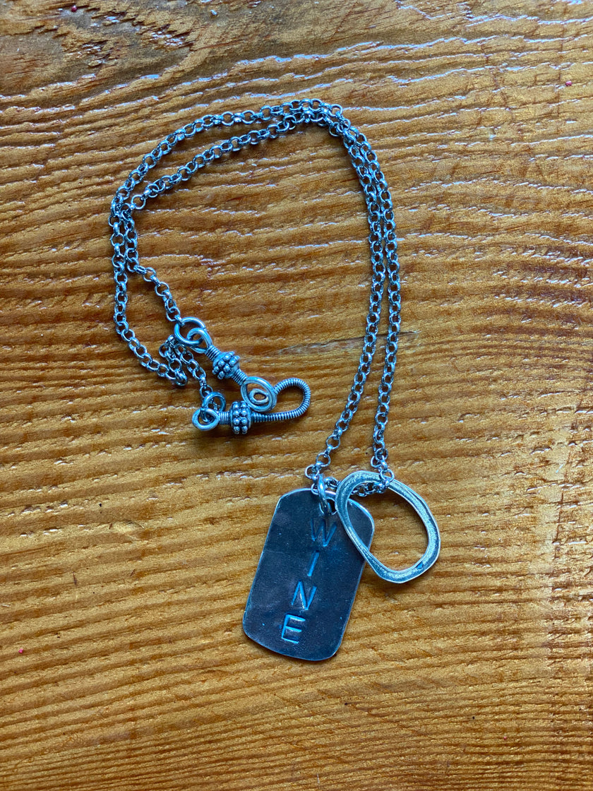 wine o necklace chain