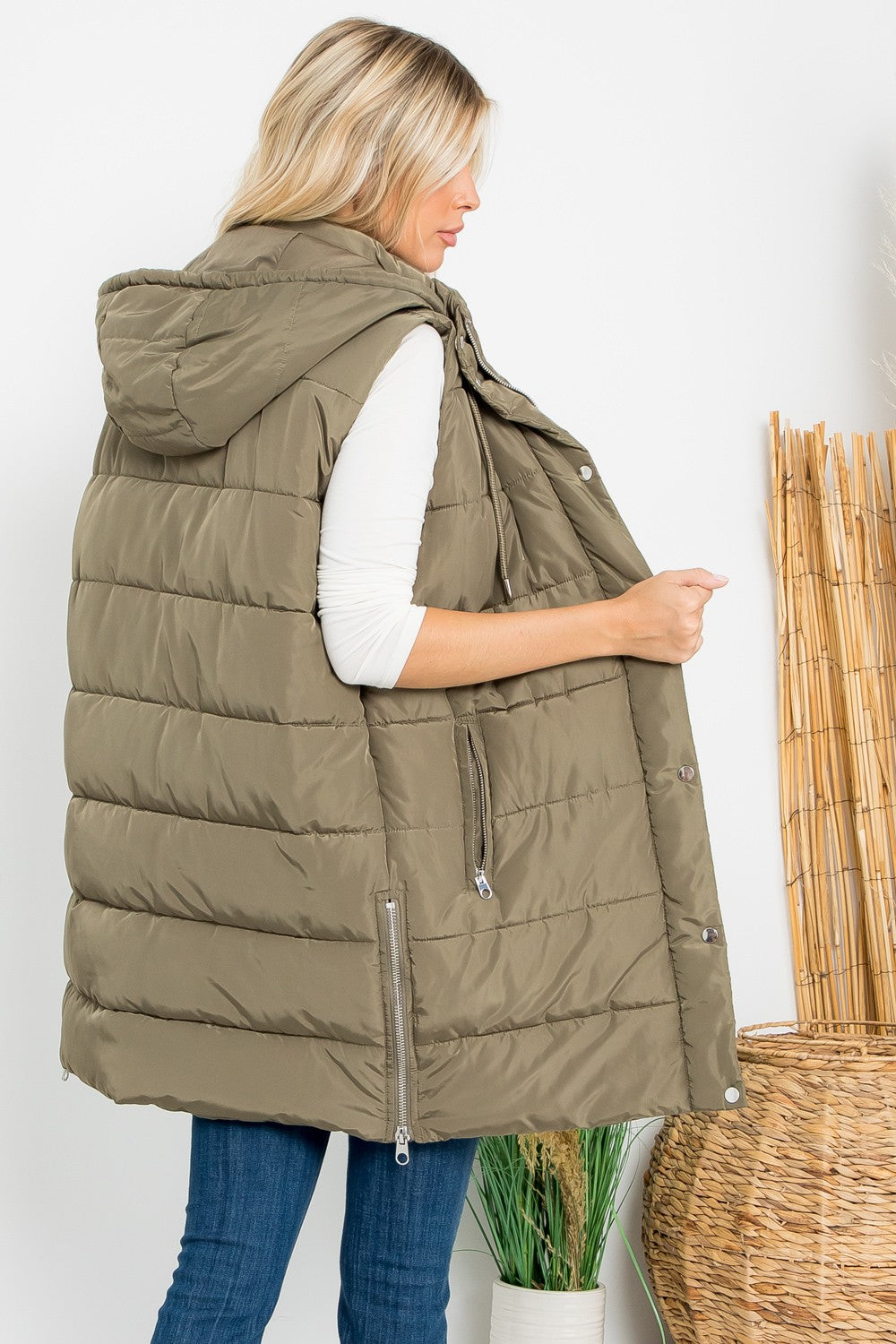 River Long Hoodie Puffer Vest W Hood | Olive