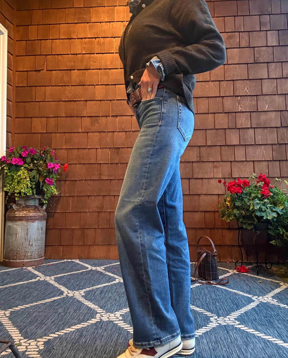 Ella Mid Rise Classic Straight