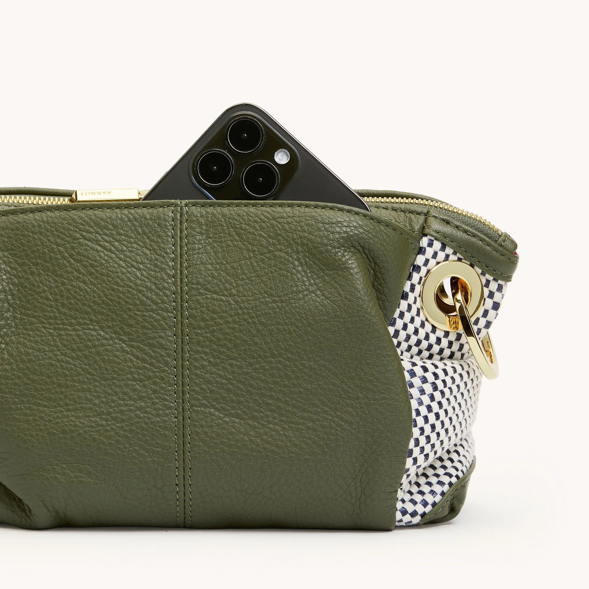 daniel crossbody clutch sml meadow weave/gold NA back close up