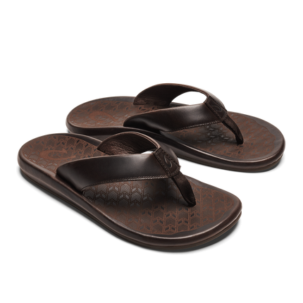 ILIKAI Mens Leather Beach Sandals pair