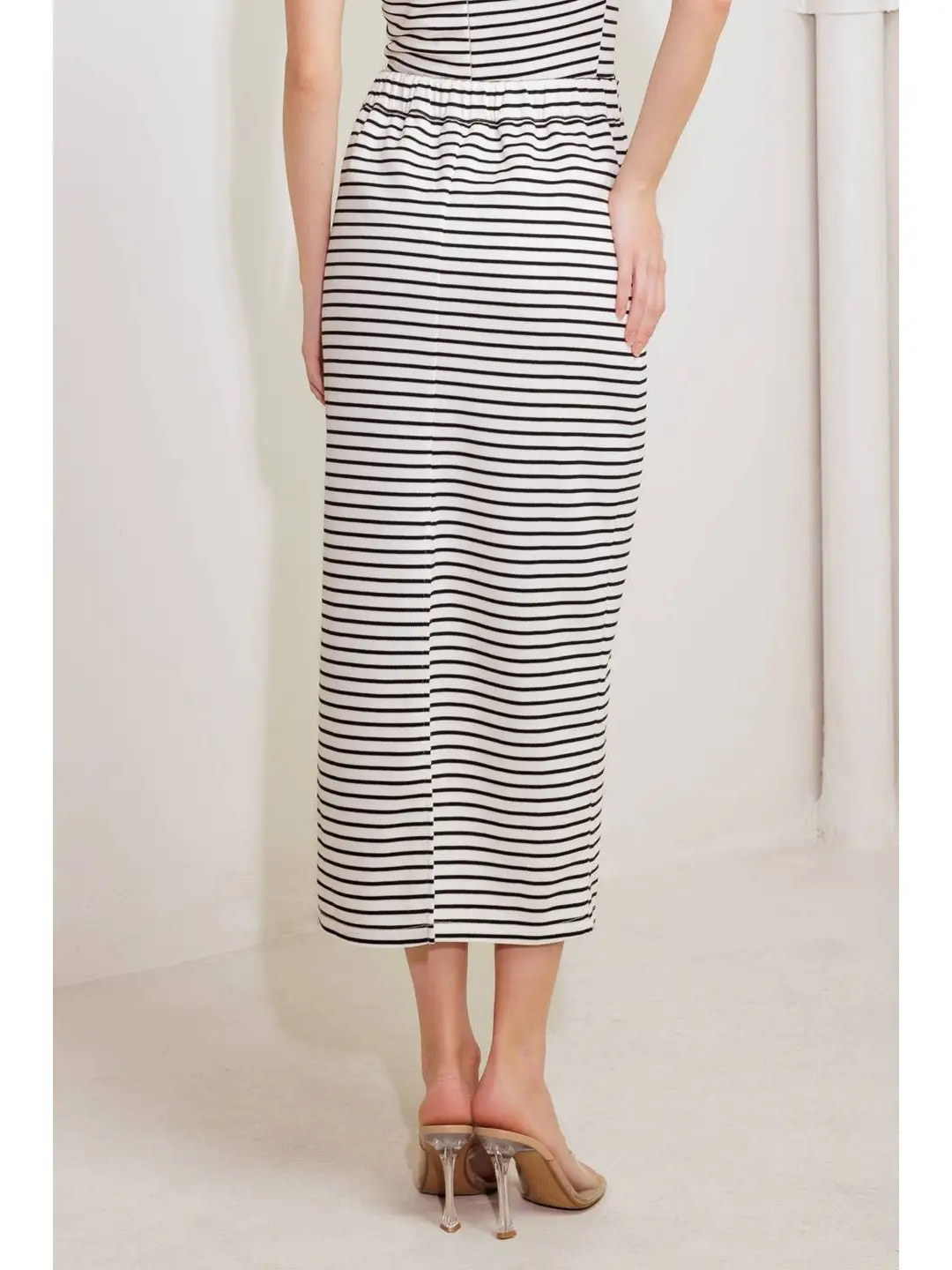 Stripe Woven Skirt back