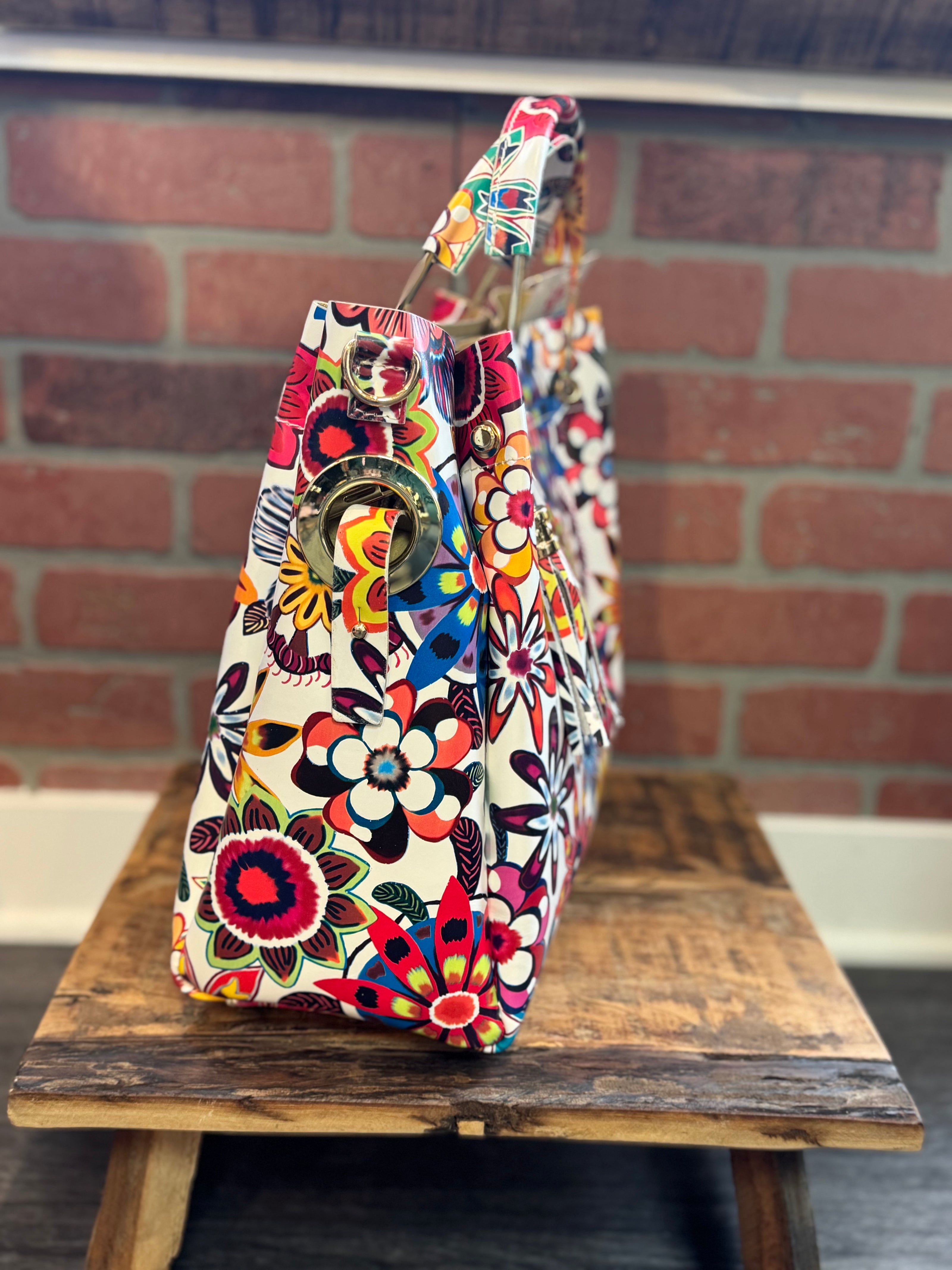 Modarno Women's Bucket Bag in Genuine Leather + Inner Bag | Foresta Gioiosa side