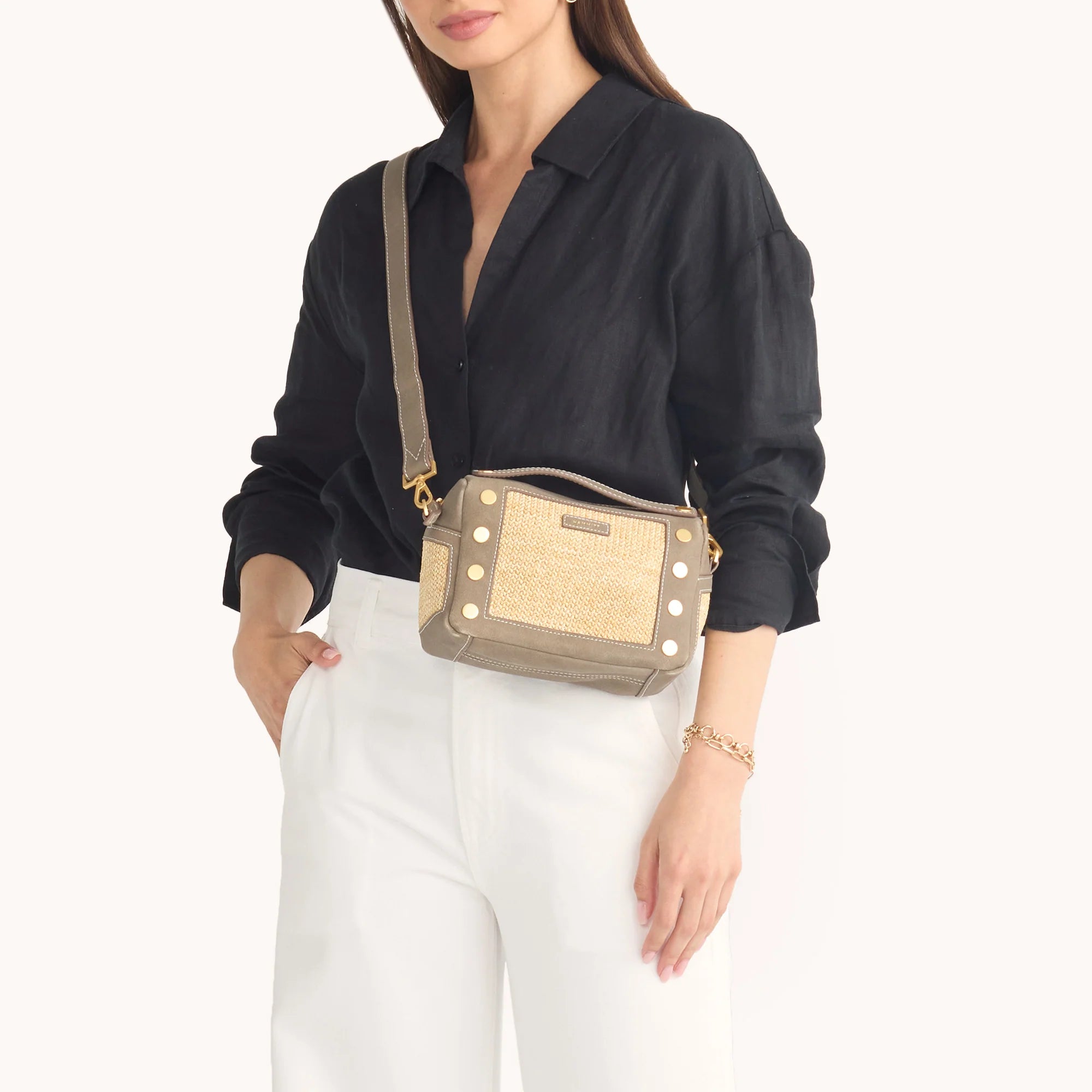 Evan Crossbody Sml-Pewter Raﬃa-BG