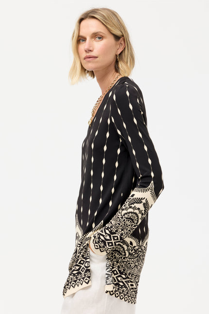 Johnny Was Demi V-Neck Tunic liith side