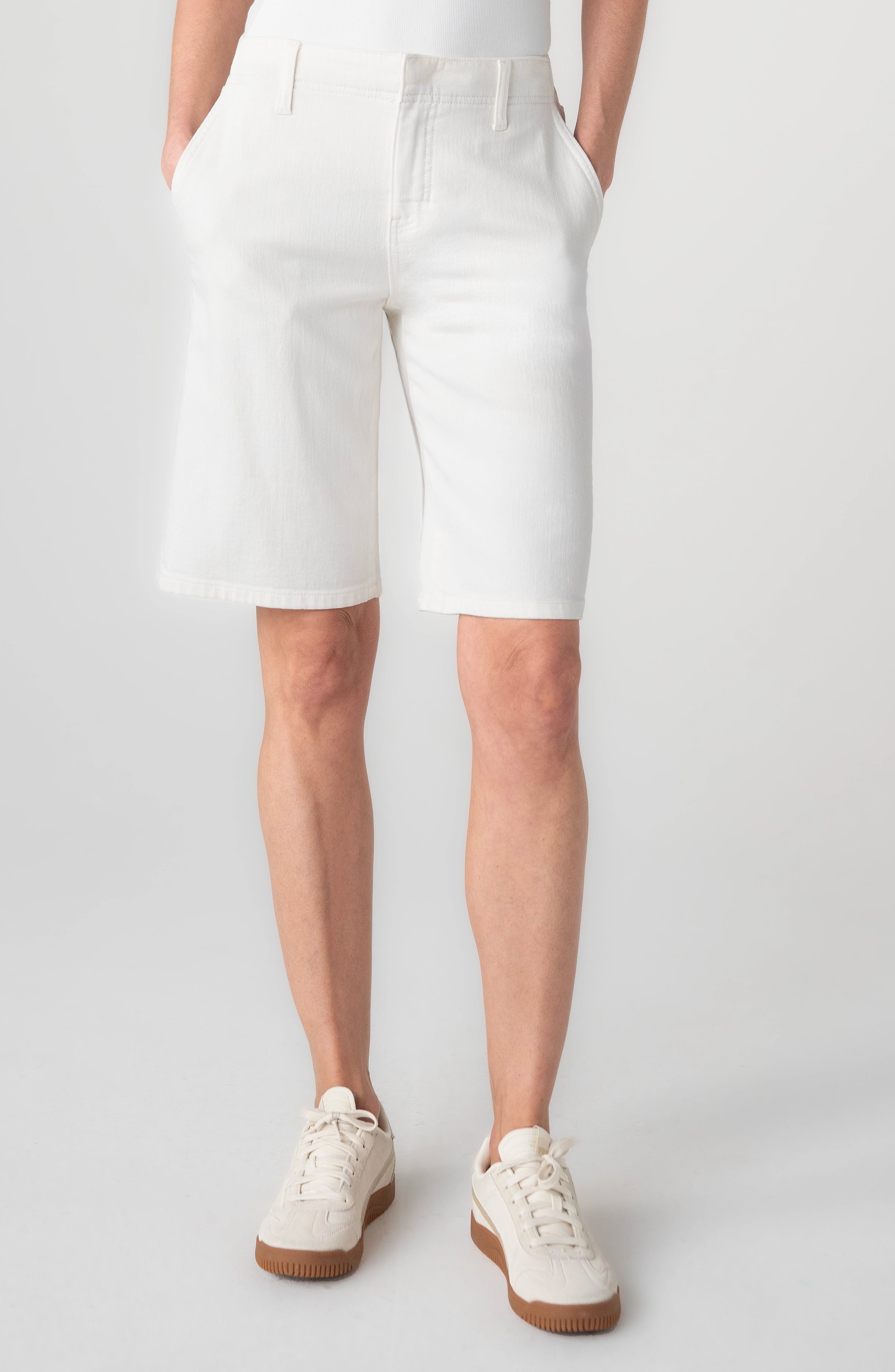 Weekender Relaxed Short 11' Inseam