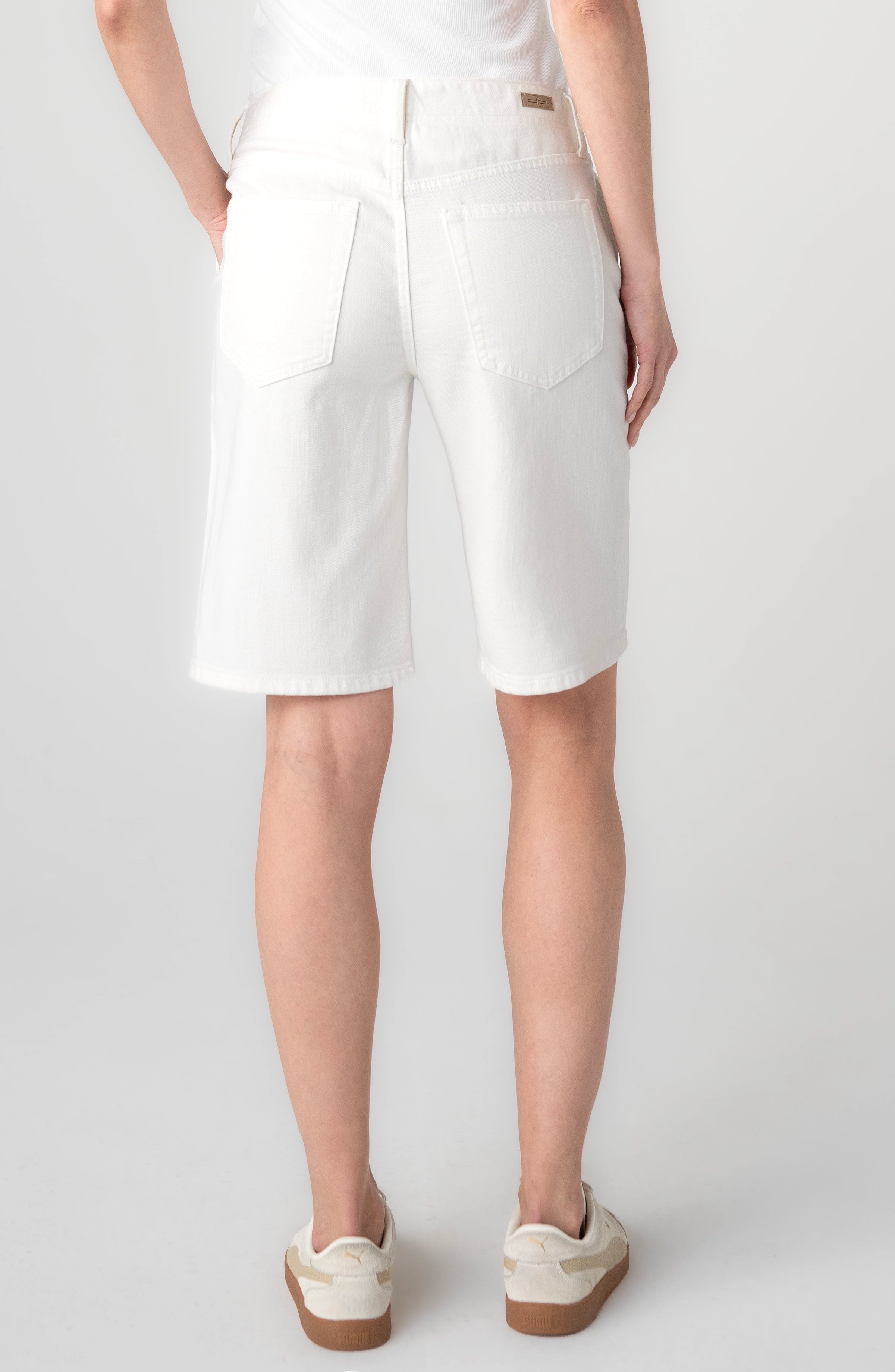 Weekender Relaxed Short 11' Inseam