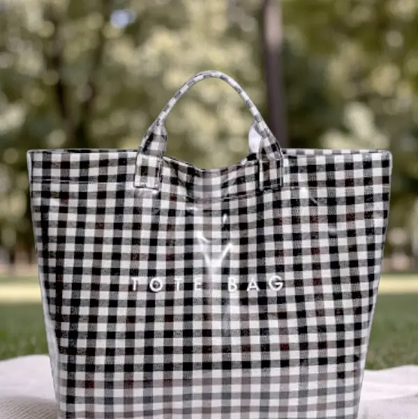 Everyday Adventure Bag Black Gingham
