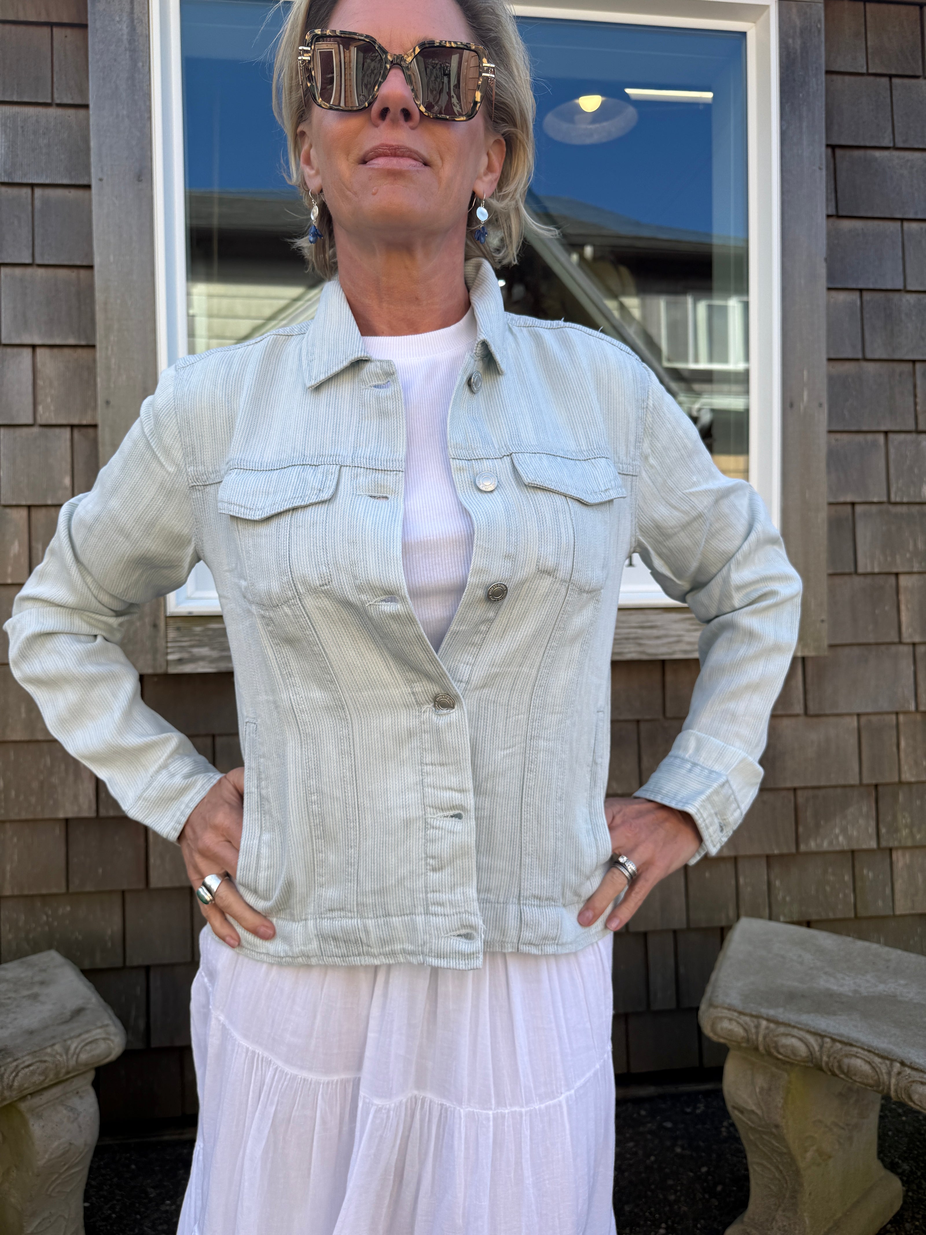Jackie Jacket mia pinstripe front