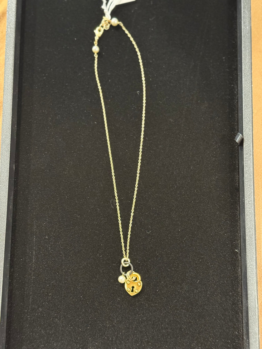 Gold Lock Pendant Necklace nw 25 64