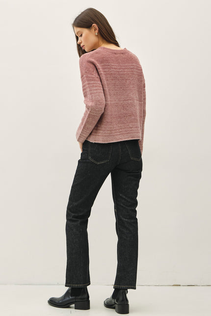 Gradiant Tone Striped Boxy Sweater pink back