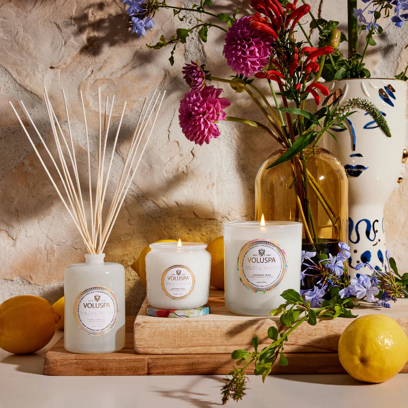 WILDFLOWERS ASSORTED GIFT SET lit and displayed
