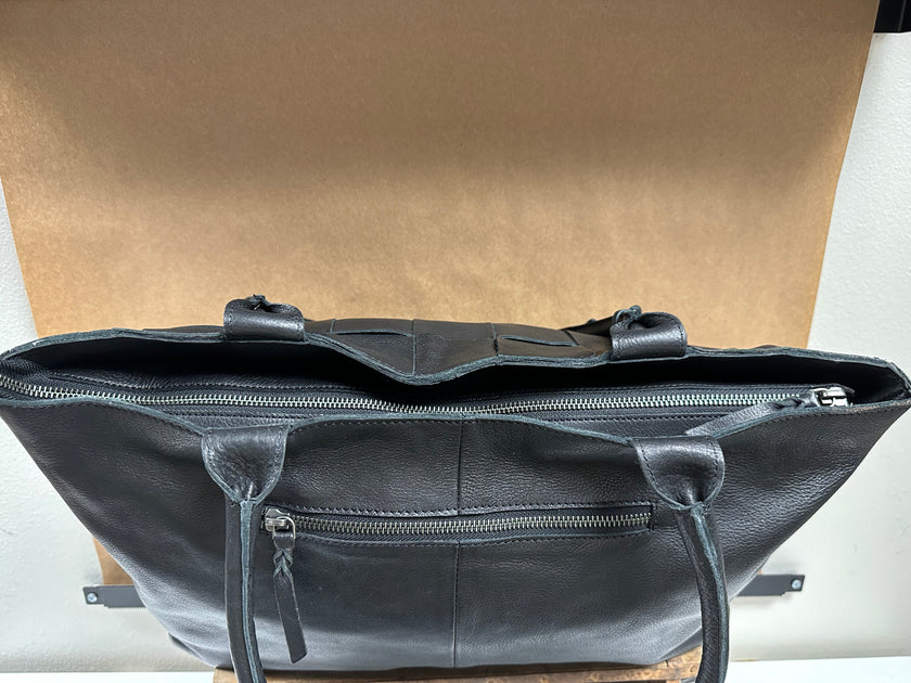 Wade Woven E/W Grand Tote black top of bag