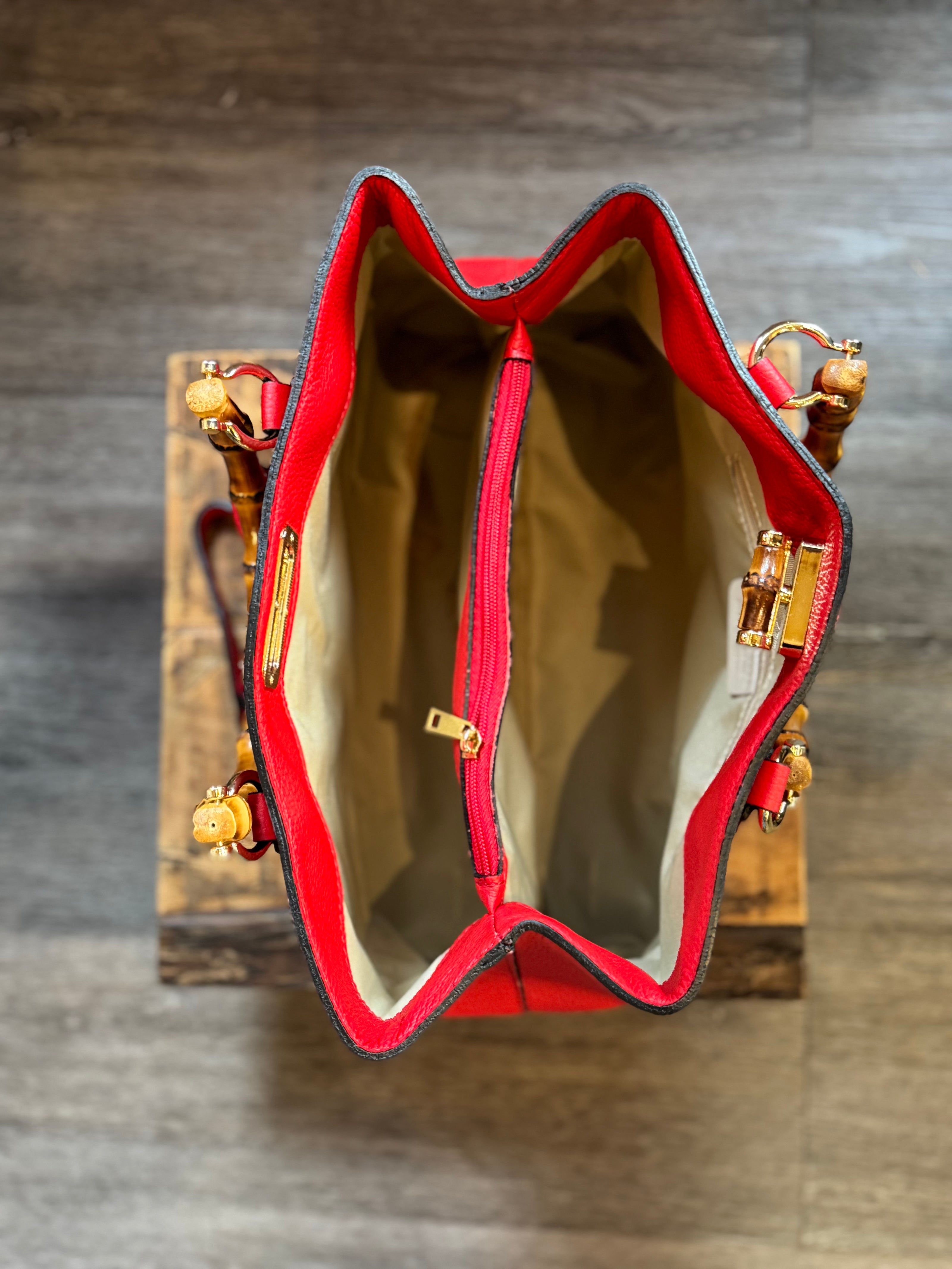 Women's Bag in Genuine Leather with Real Bamboo Hand | Rosso inside