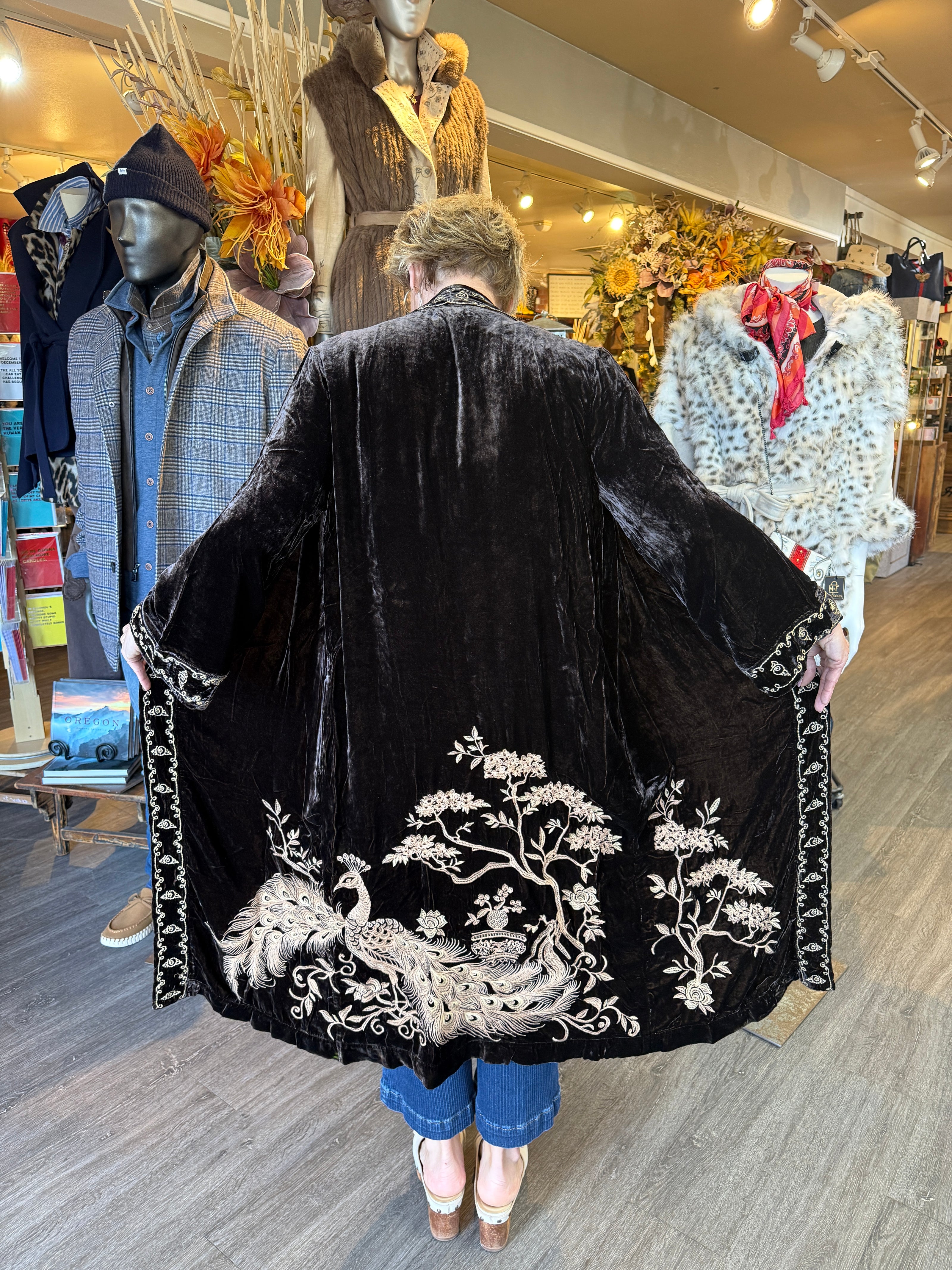 Johnny was Molly Velvet Kimono Coat chocolate back