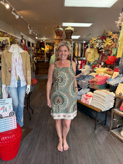 TAPESTRY SHIFT DRESS