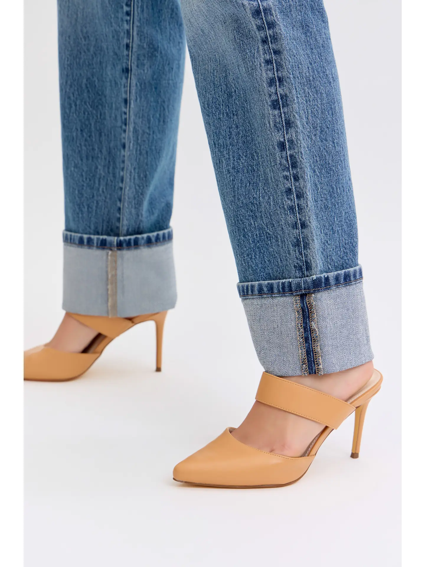  Super High Rise Dad Jean w Cuff cuffs