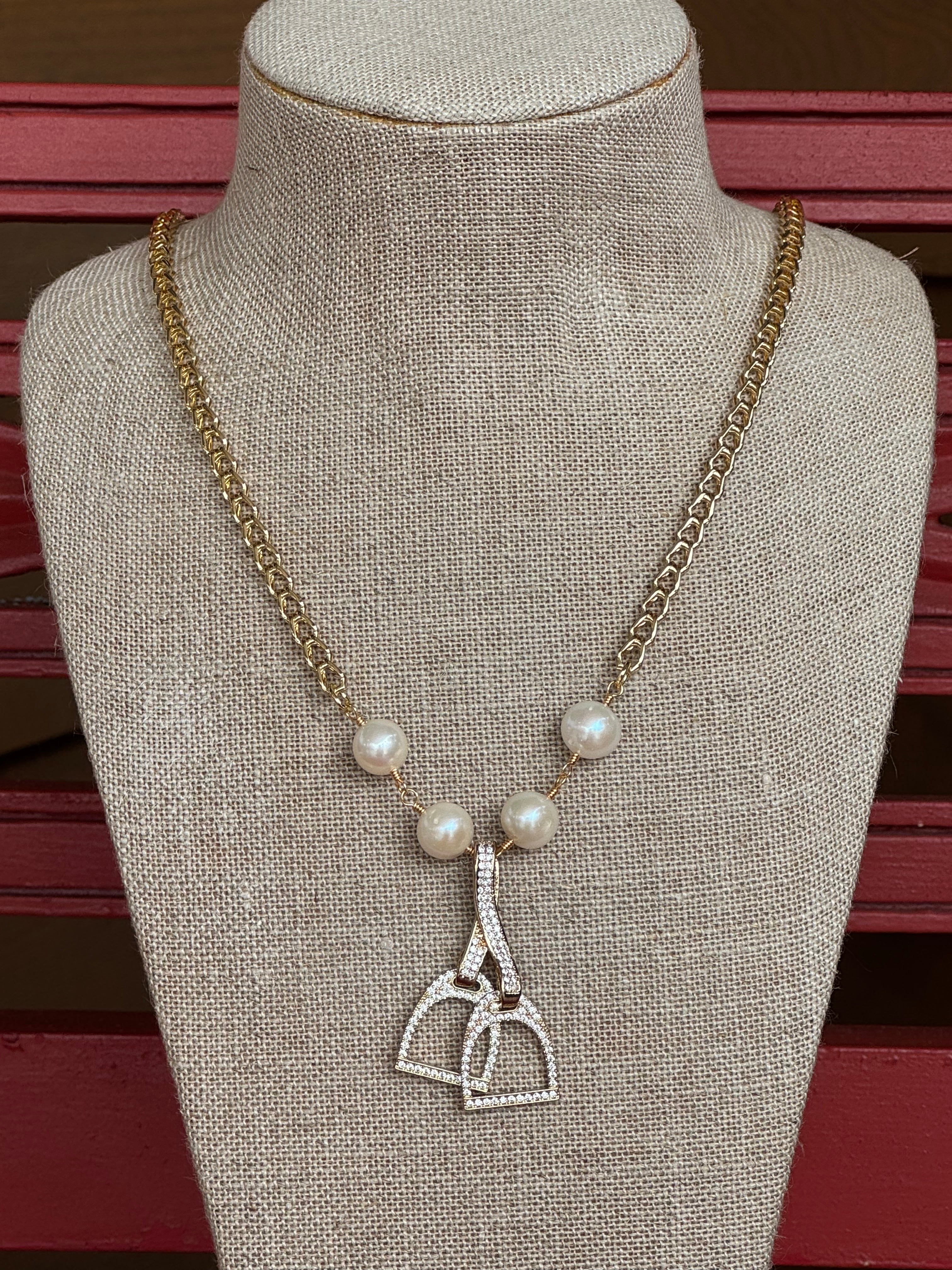 CZ stirrups w/pearls Gold Chain NW-24-67