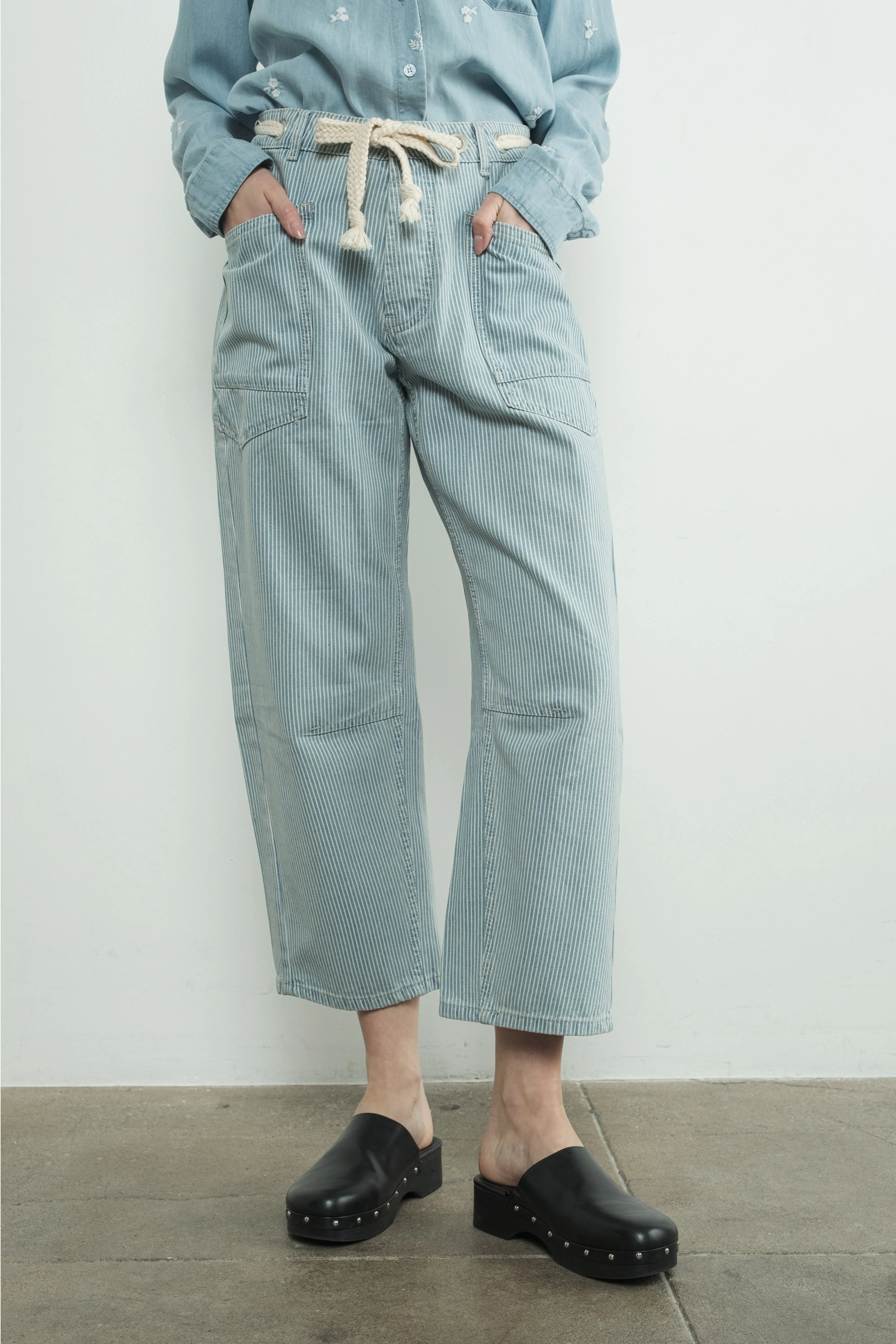 Barrel Denim Pants
