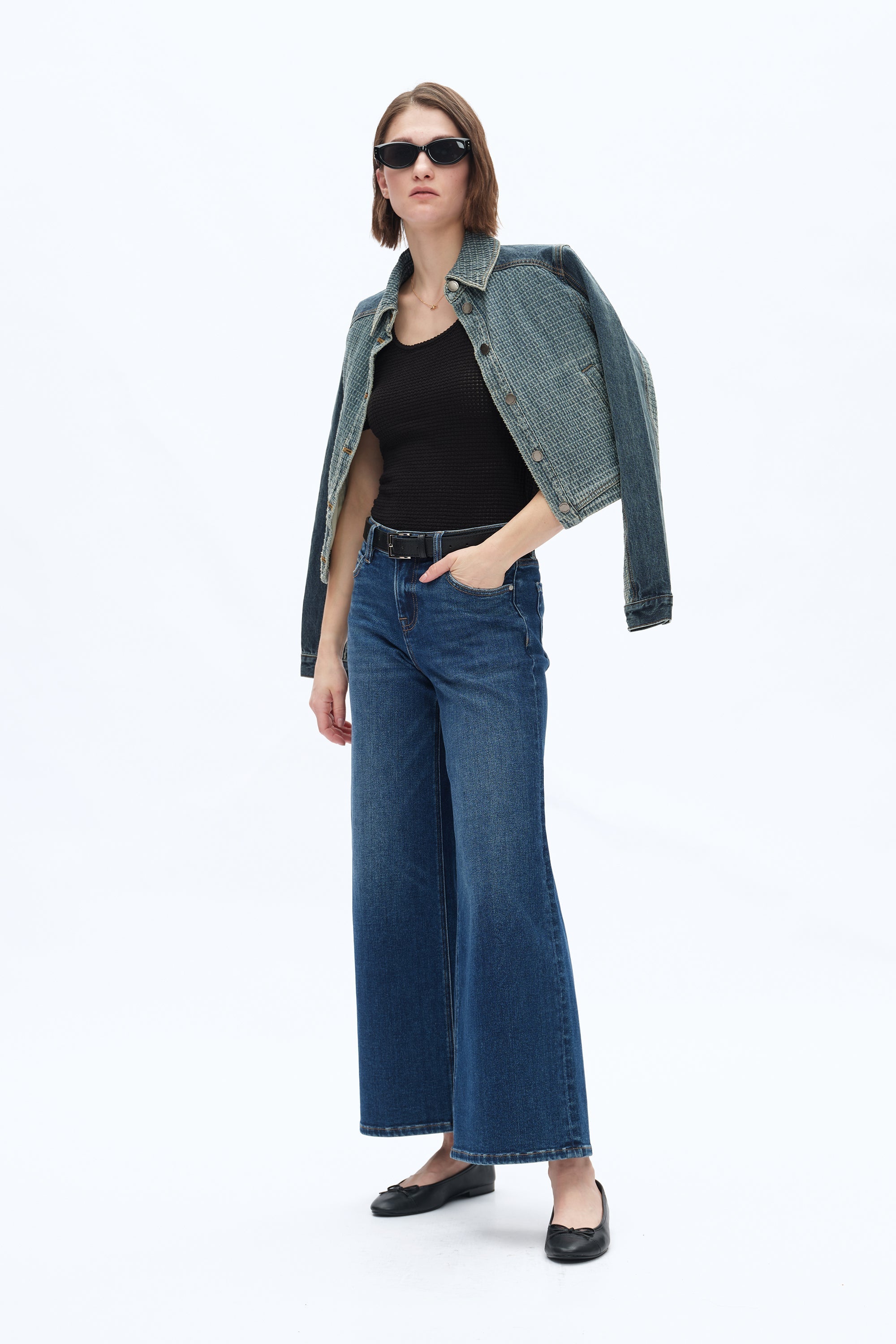 Lisa Mid Rise Wide Leg front/side