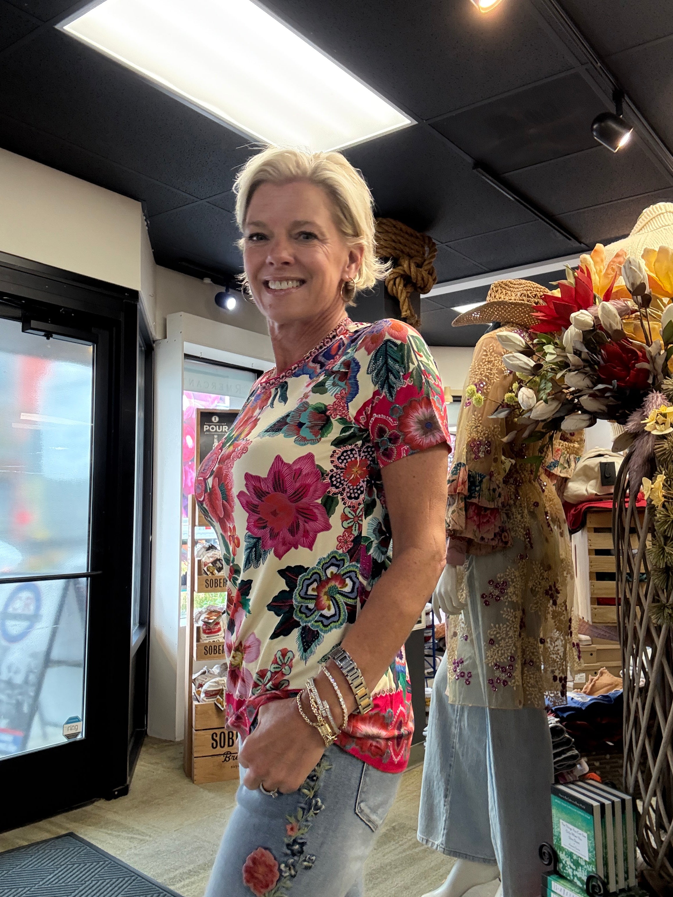 THE JANIE FAVORITE SHORT SLEEVE