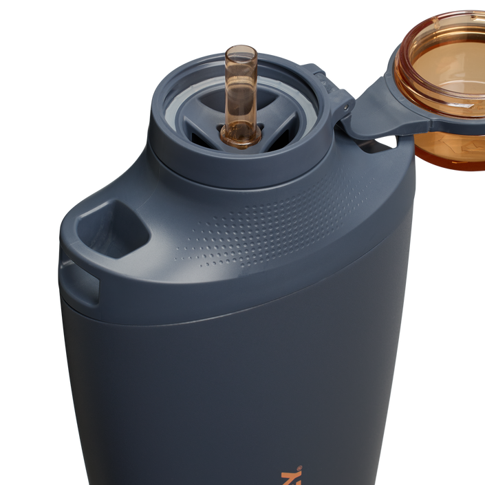 THE STANLEY CROSS BOTTLE | 23 OZ open