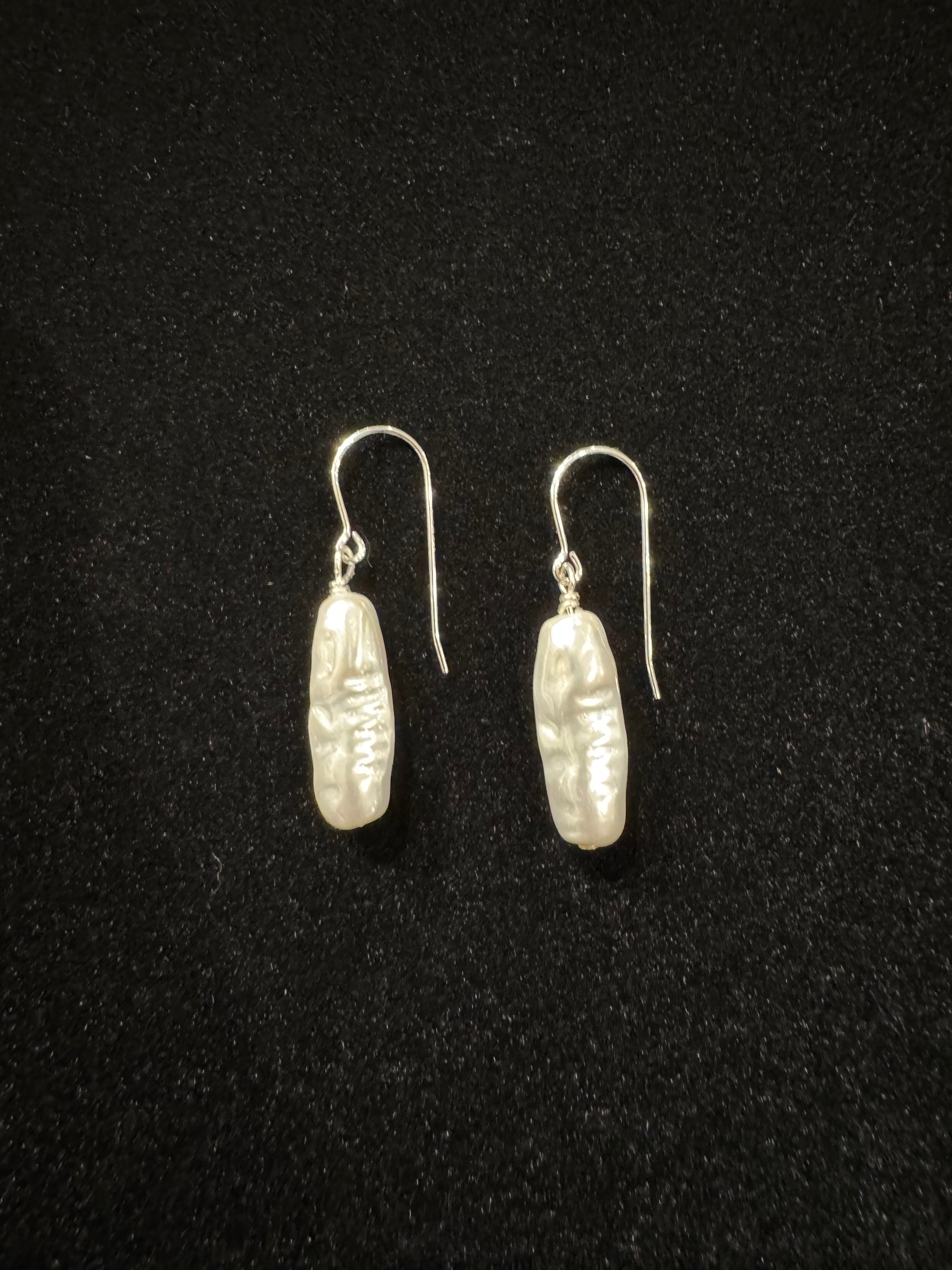 Mother of Pearl Drop Earring ew 25 3