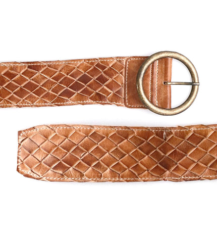 Bed|Stu Dreamweaver Belt tan rustic details