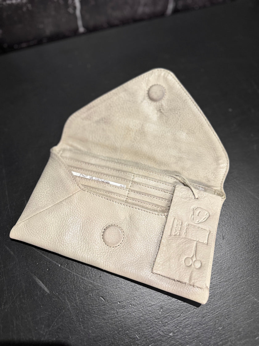 Bella Envelope Wallet snow inside