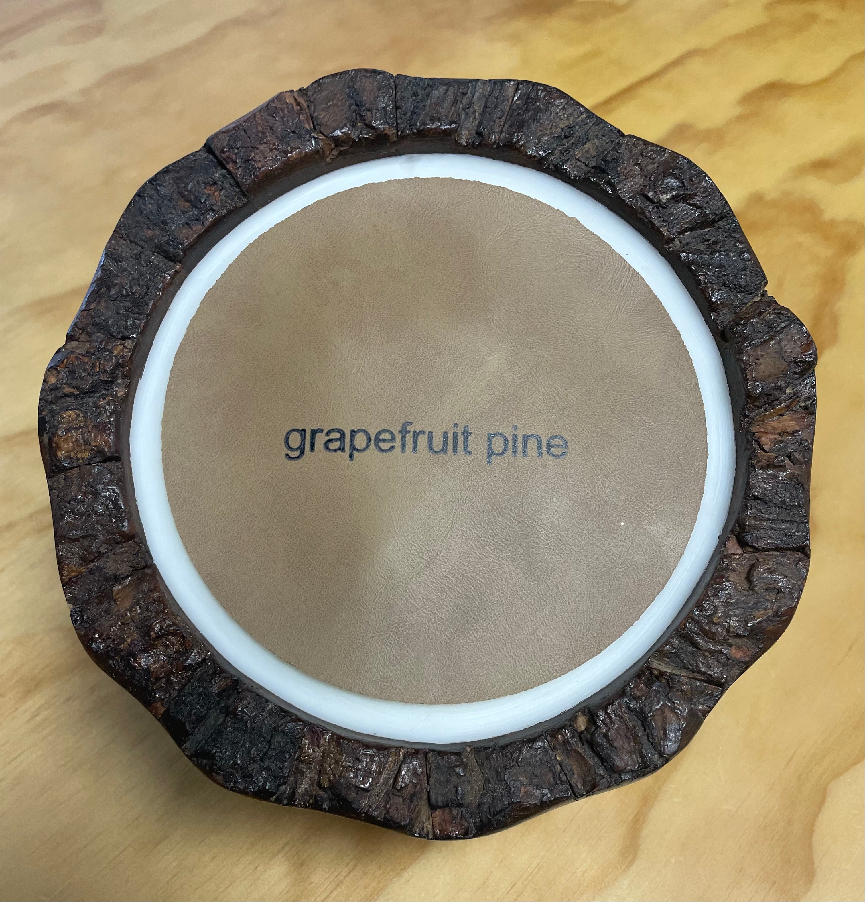 Himalayan Endurance Wood Bowl Candle 30oz | Grapefruit Pine with leather place mat